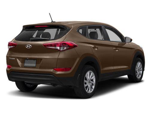 Molten Silver 2017 Hyundai TUCSON SE