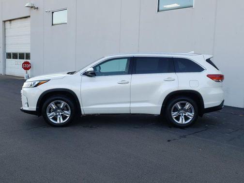 2019 Toyota Highlander Limited