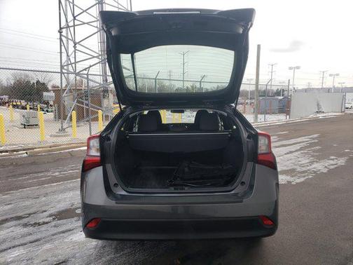 2019 Toyota Prius LE