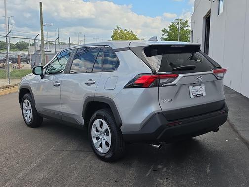 Silver Sky Metallic 2024 Toyota RAV4 LE