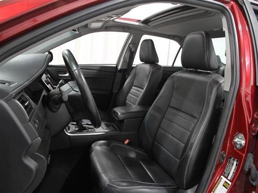 2017 Toyota Camry Hybrid XLE