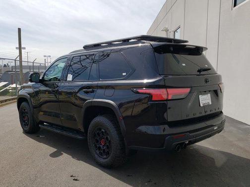 2025 Toyota Sequoia Base
