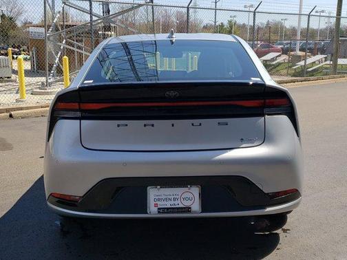 2025 Toyota Prius XLE