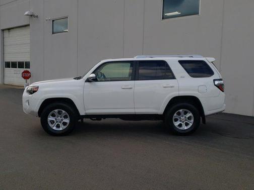2017 Toyota 4Runner SR5 Premium