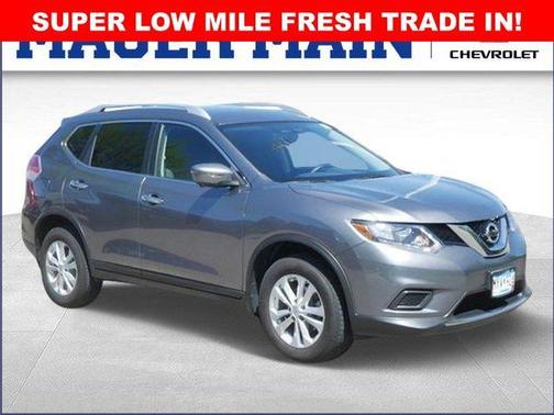 Gun Metallic 2016 Nissan Rogue SV