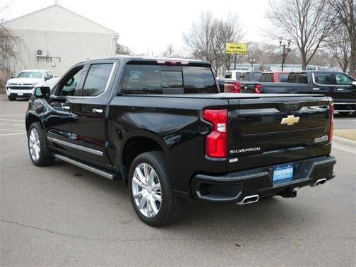 2022 Chevrolet Silverado 1500 High Country