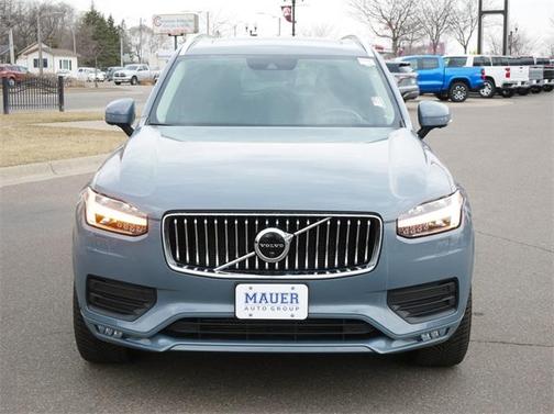 2022 Volvo XC90 T6 Momentum 6 Passenger