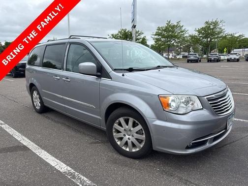 2013 Chrysler Town & Country Touring