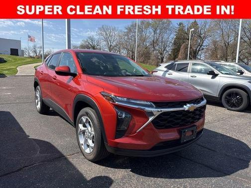 Cayenne Orange Metallic 2024 Chevrolet Trax LS