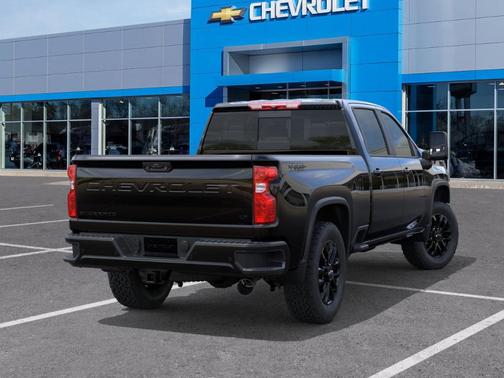 2025 Chevrolet Silverado 3500 LT
