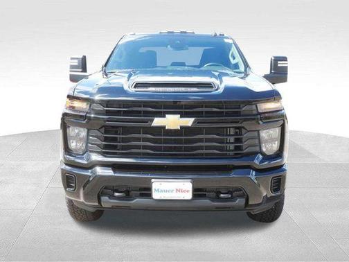 Black 2024 Chevrolet Silverado 2500 Custom