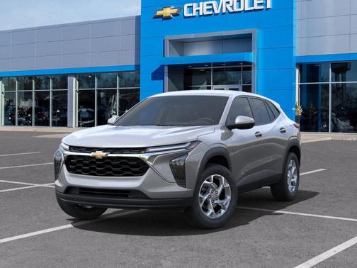 2025 Chevrolet Trax LS