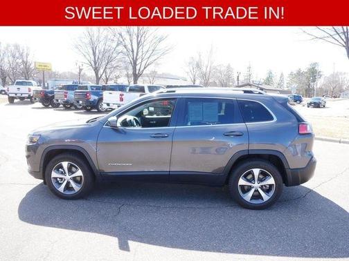 Granite Crystal Clearcoat Metallic 2021 Jeep Cherokee Limited