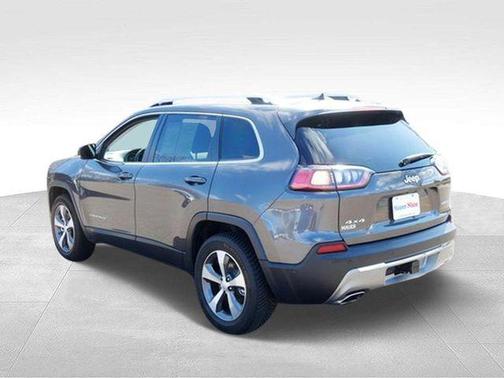 Granite Crystal Clearcoat Metallic 2021 Jeep Cherokee Limited