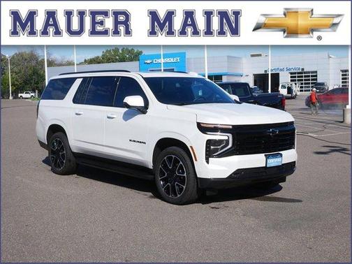 2025 Chevrolet Suburban RST