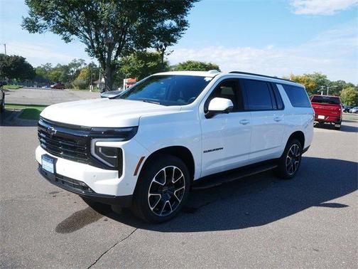 2025 Chevrolet Suburban RST