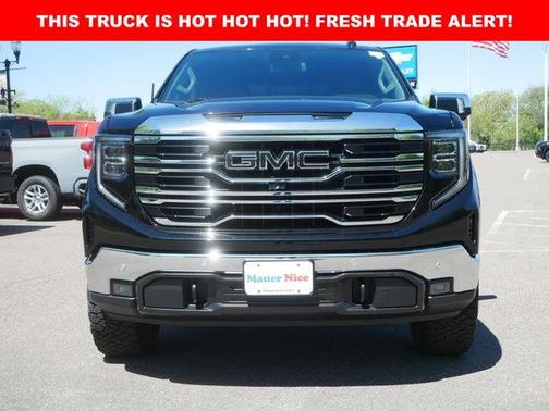Onyx Black 2023 GMC Sierra 1500 SLT