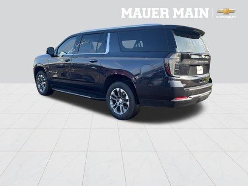 Dark Ash Metallic 2025 Chevrolet Suburban LT