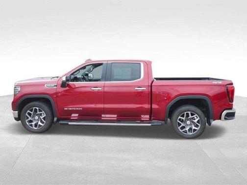 Cayenne Red Tintcoat 2022 GMC Sierra 1500 SLT