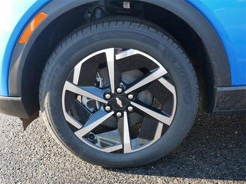 2026 Chevrolet Equinox EV LT 2