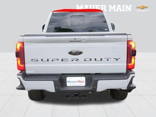 Avalanche 2025 Ford F-350 Lariat Super Duty