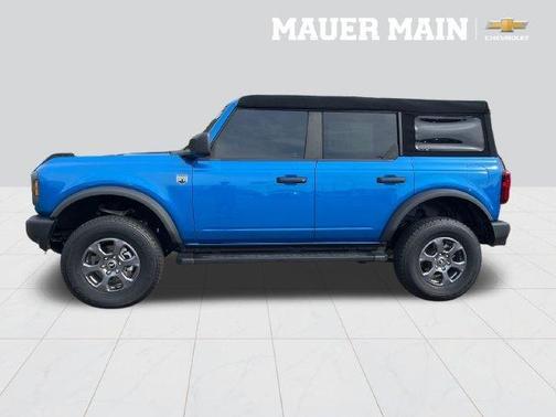 Velocity Blue Metallic 2023 Ford Bronco Big Bend