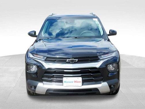 Mosaic Black Metallic 2023 Chevrolet Trailblazer LT