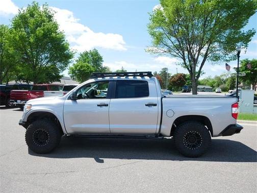 2017 Toyota Tundra SR5