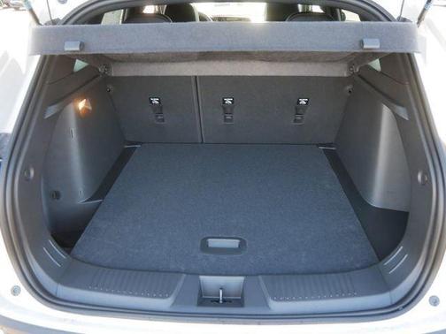 Tan 2026 Chevrolet Trax 2RS