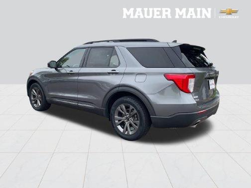 Gray Metallic 2021 Ford Explorer XLT
