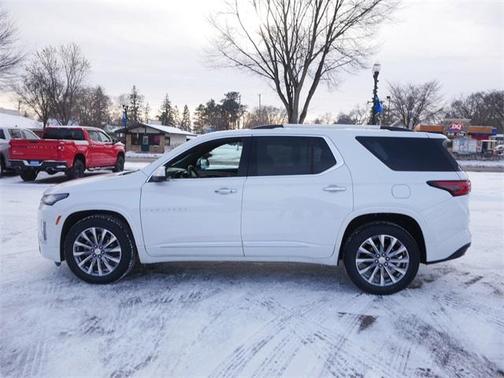 2022 Chevrolet Traverse Premier