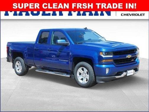 Deep Ocean Blue Metallic 2018 Chevrolet Silverado 1500 LT