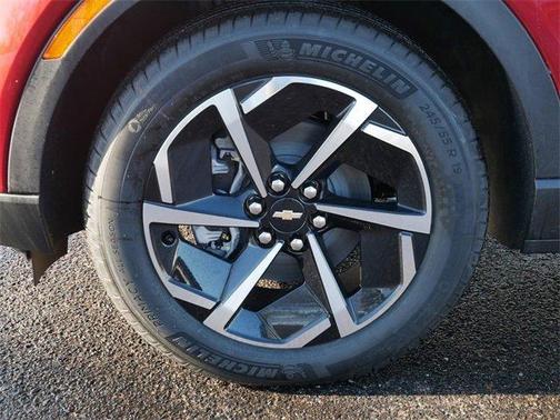 2026 Chevrolet Equinox EV LT 2