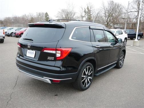 2022 Honda Pilot Touring 7-Passenger