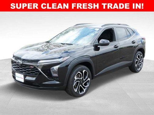Mosaic Black Metallic 2025 Chevrolet Trax 2RS