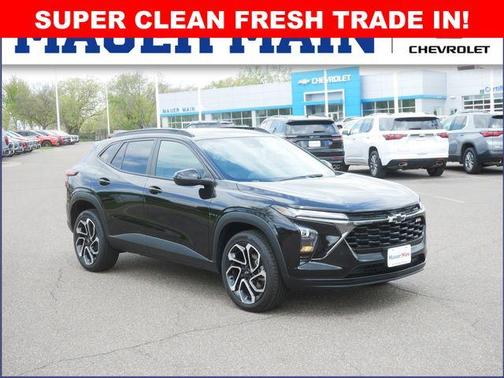 Mosaic Black Metallic 2025 Chevrolet Trax 2RS