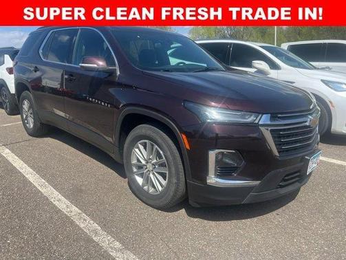 Black Cherry Metallic 2023 Chevrolet Traverse LT Cloth
