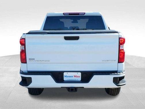 Summit White 2024 Chevrolet Silverado 1500 Custom