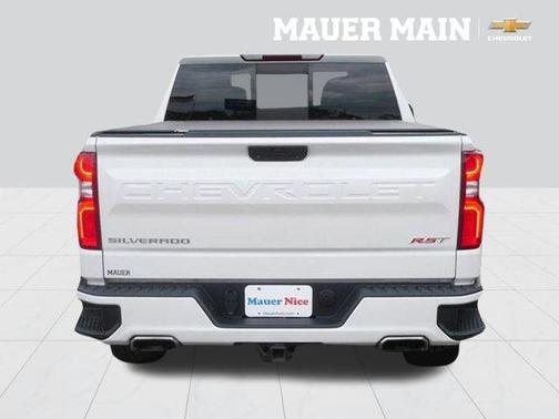Iridescent Pearl Tricoat 2019 Chevrolet Silverado 1500 RST