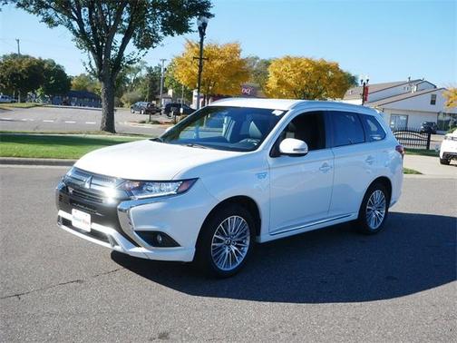 2022 Mitsubishi Outlander PHEV SEL