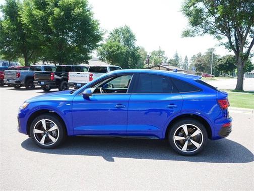 2023 Audi Q5 45 S line Prestige