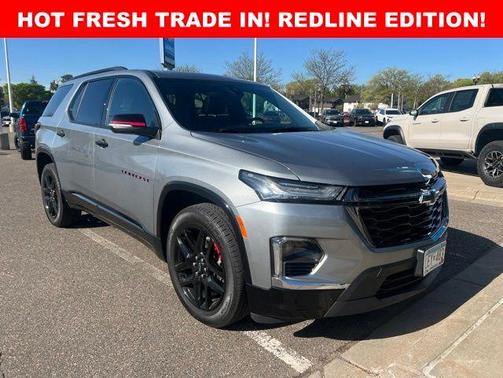 Sterling Gray Metallic 2023 Chevrolet Traverse Premier