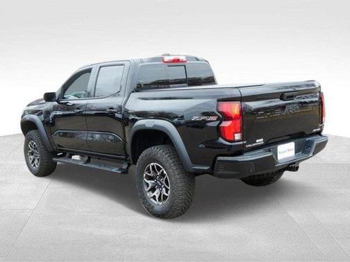 Black 2024 Chevrolet Colorado ZR2