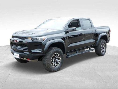 Black 2024 Chevrolet Colorado ZR2
