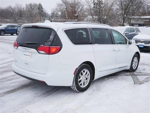 2020 Chrysler Pacifica Touring-L
