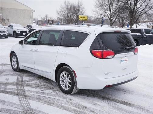 2020 Chrysler Pacifica Touring-L