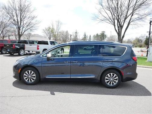 2020 Chrysler Pacifica Hybrid Limited