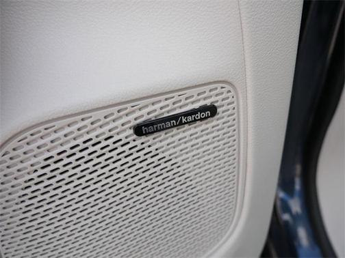 2020 Chrysler Pacifica Hybrid Limited