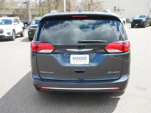 2020 Chrysler Pacifica Hybrid Limited