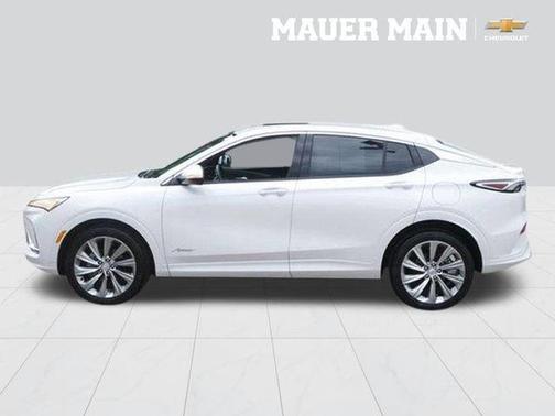 White Frost Tri-Coat 2024 Buick Envista Avenir